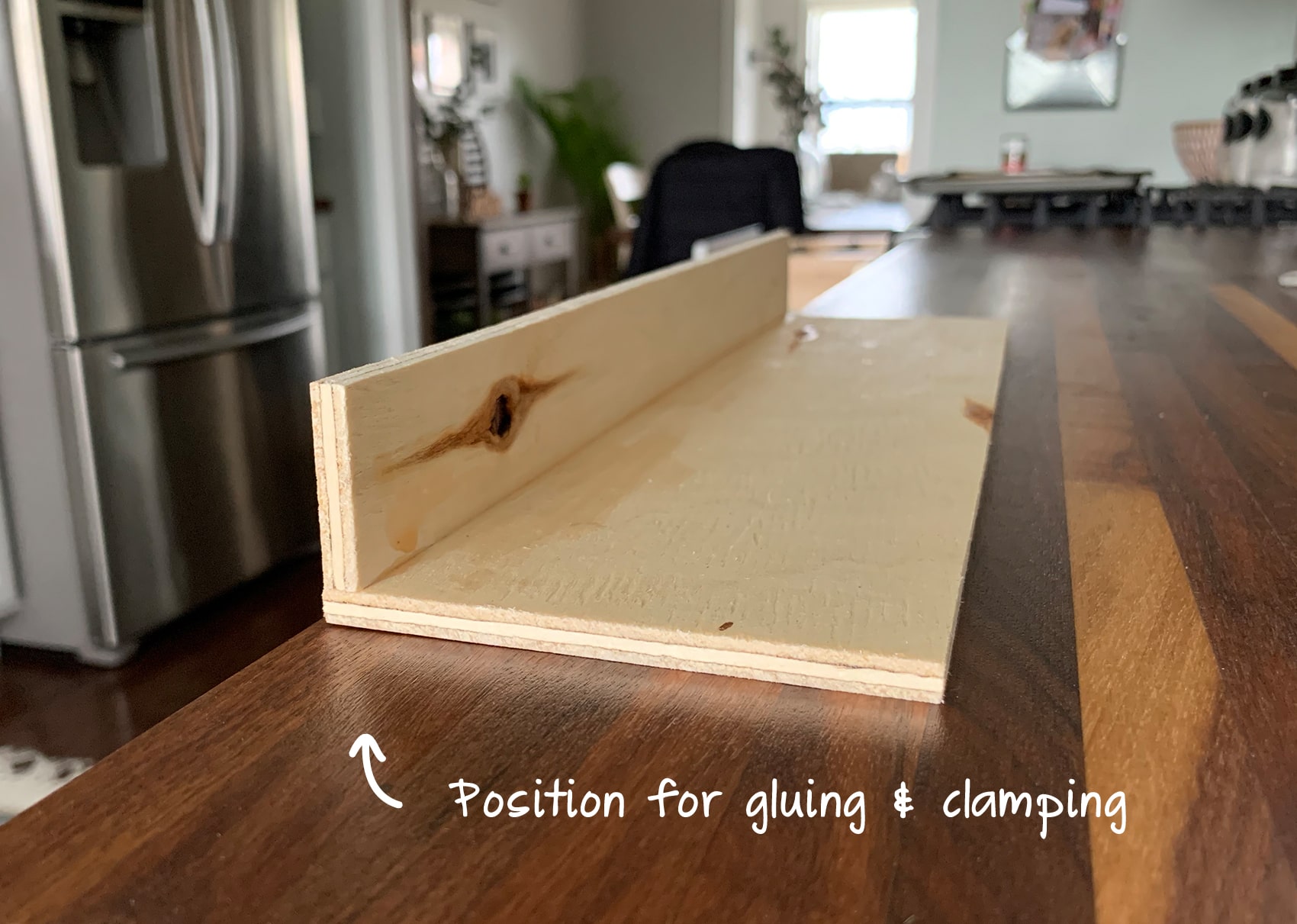 position for clamping and gluing